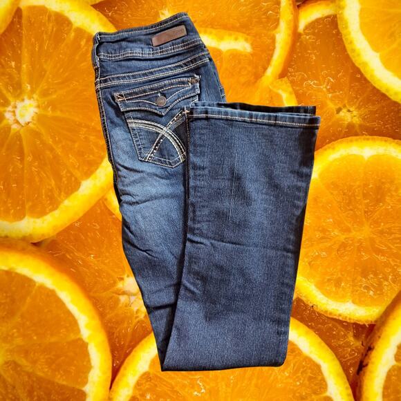 WallFlower Women's‎ Luscious Curvy Bling Bootcut InstaStretch Jeans Size 9 - Picture 1 of 6